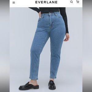 MOVING SALE. MAKE AN OFFER! Everlane Curvy Cheeky Jean